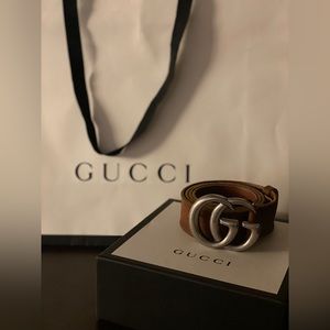Gucci belt with silver GG